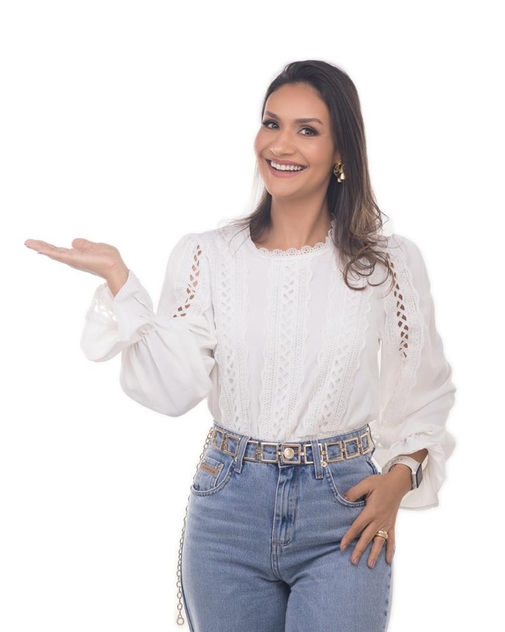 Dra. Claudiene Oliveira, sócia-fundadora da Máxima Odontologia